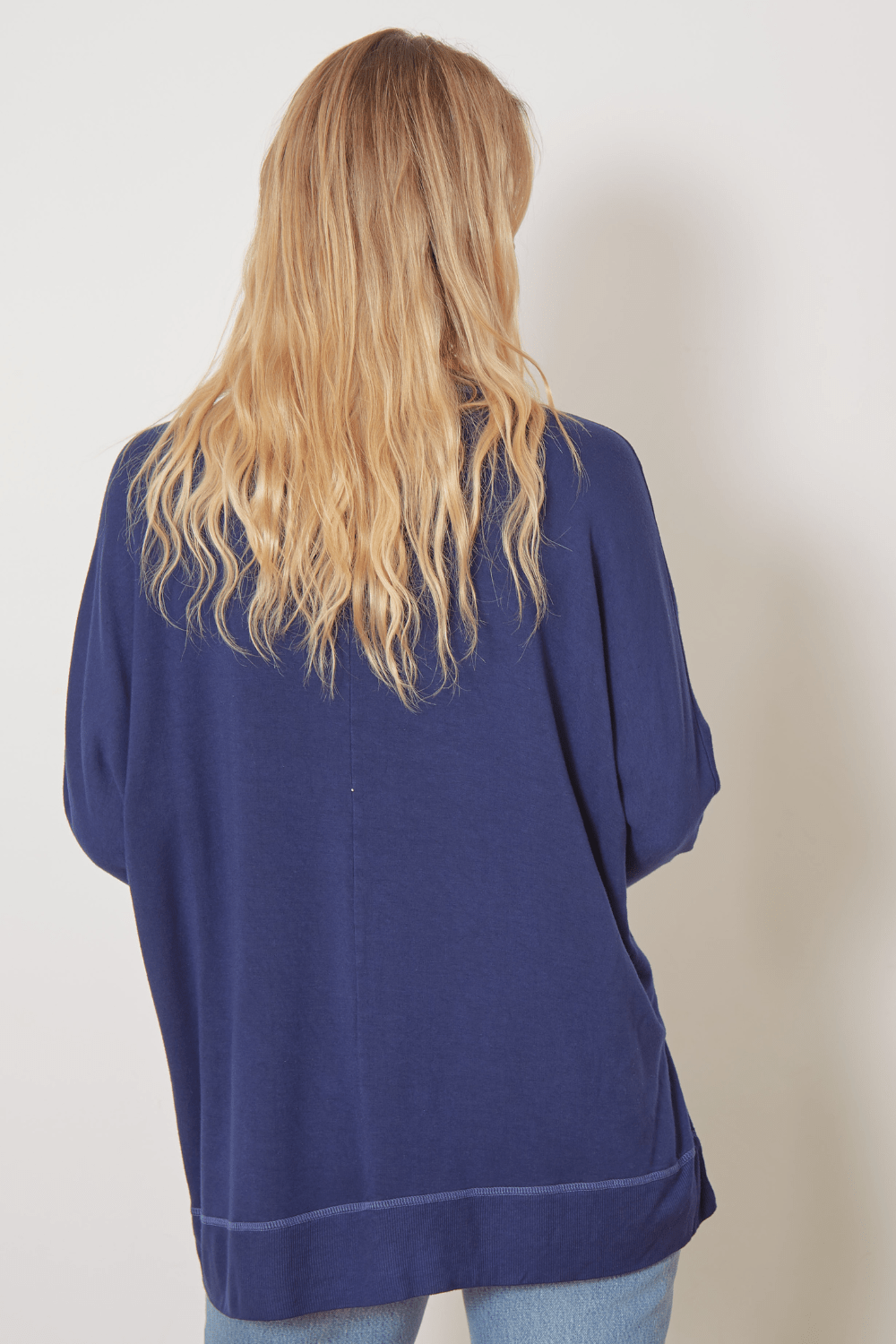 The Carrie - Relaxed V-Neck Sweater - Purple Blue