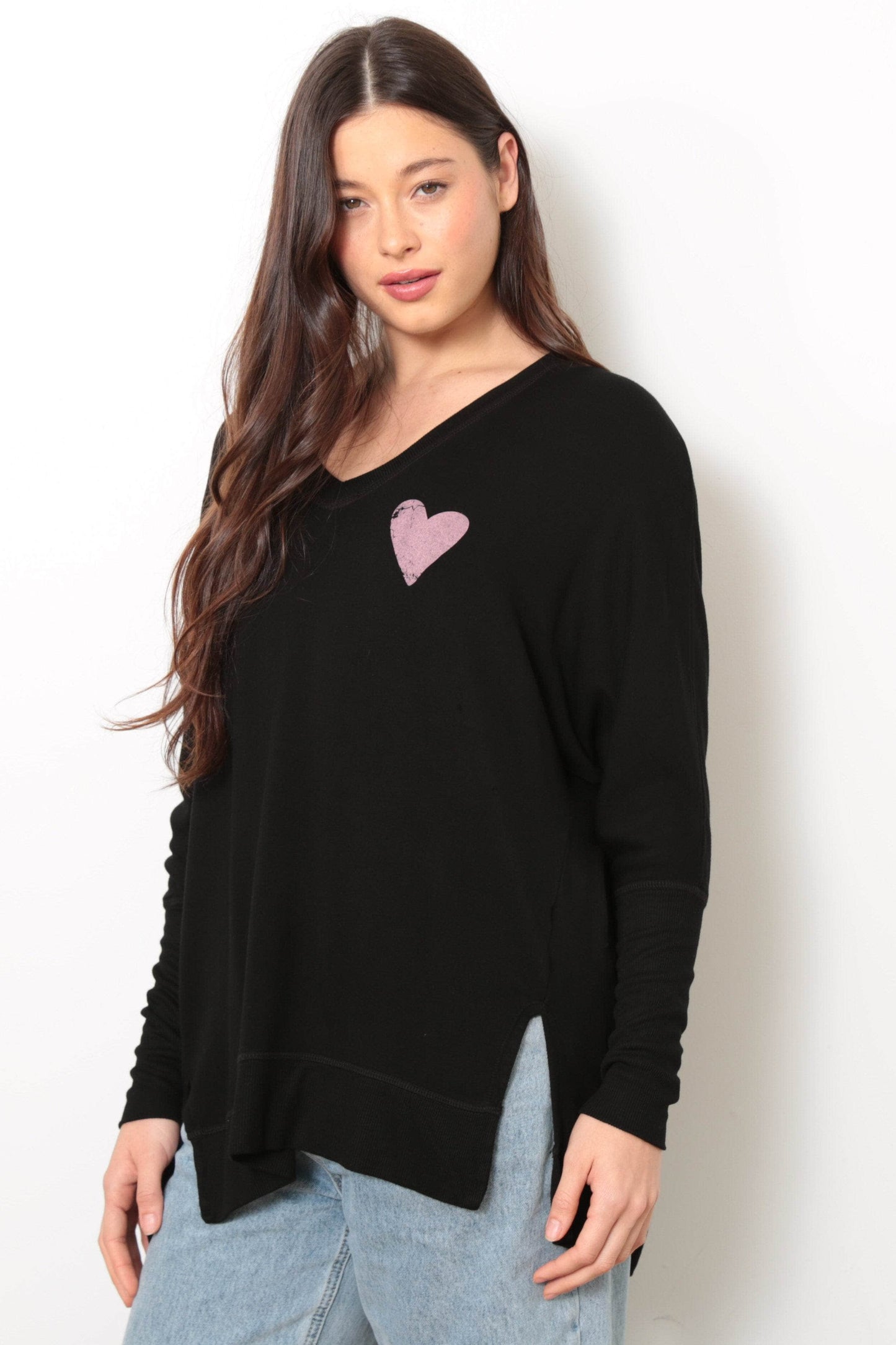 The Carrie - Distressed Heart - Black Sand