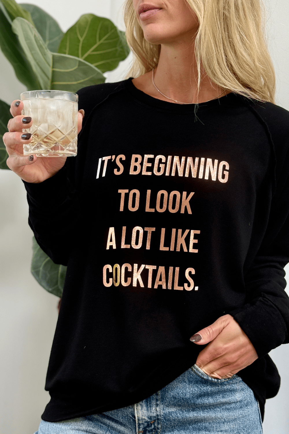 The Vita - It's Beginning to Look a Lot Like Cocktails - Black Sand