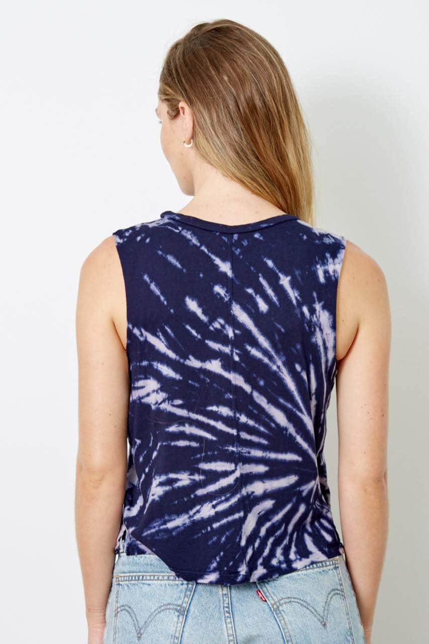 The Lili Active Crop - Fearless Woman - Twisted Ombre