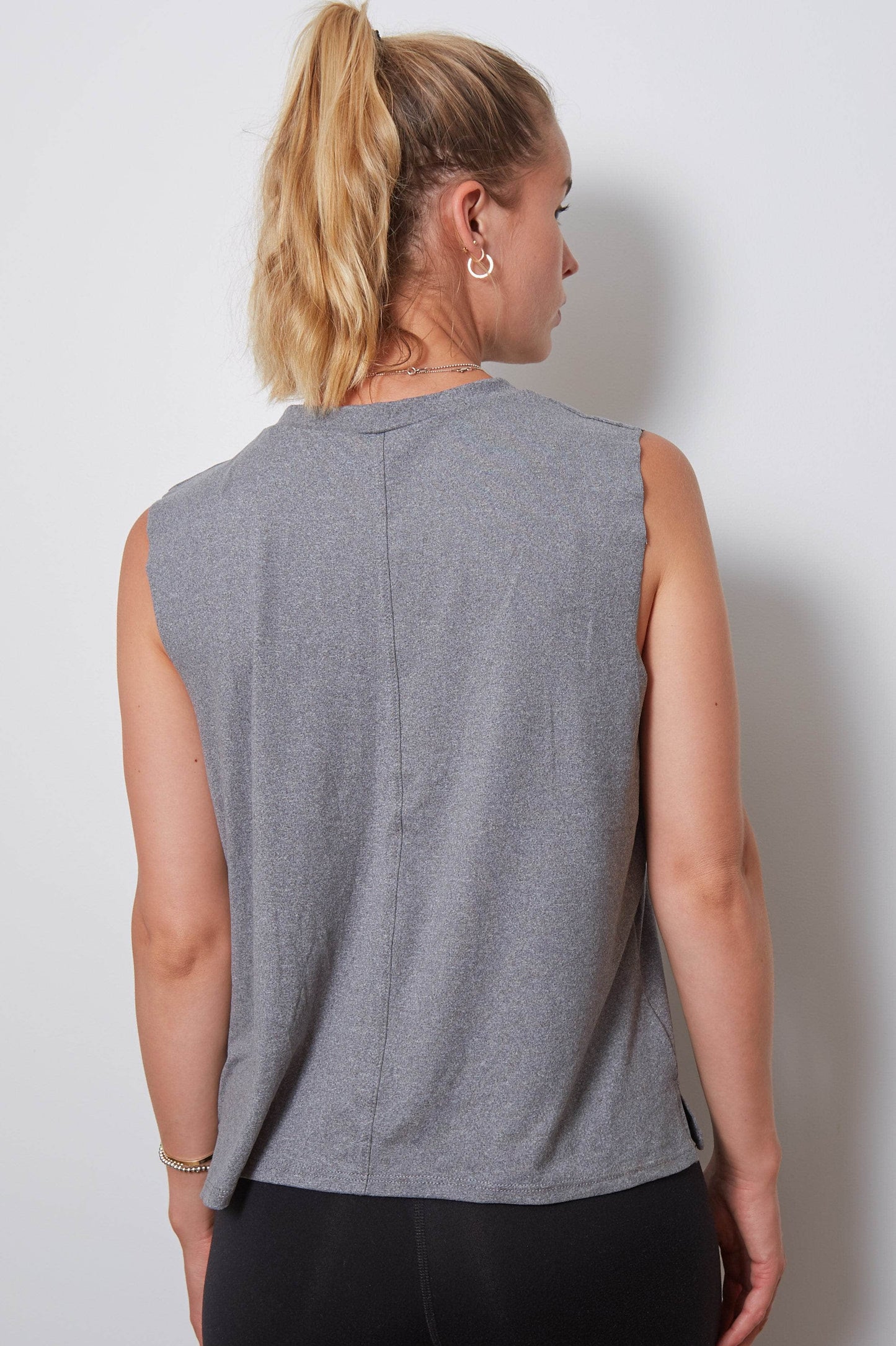 The Lili Active Crop - Heather Grey