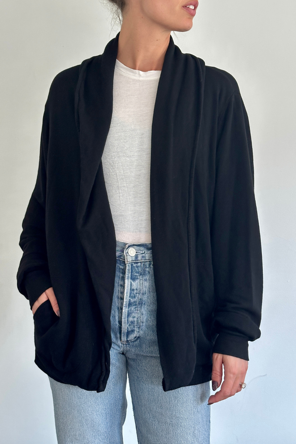 The Blake Cardigan - Everyday Basic - Black Sand