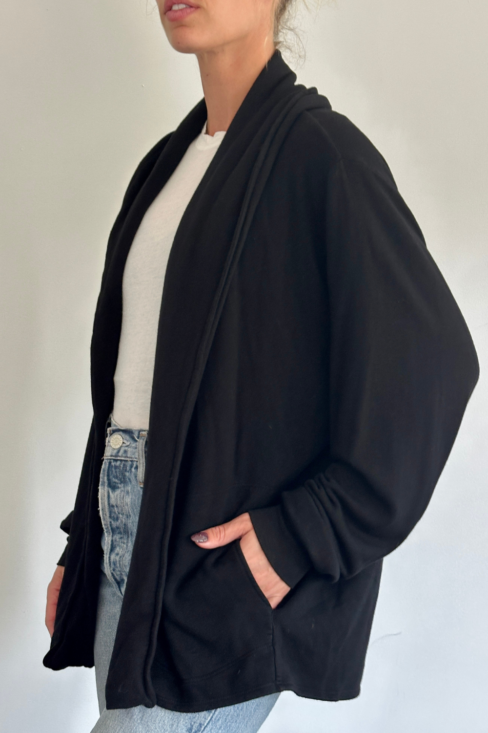 The Blake Cardigan - Everyday Basic - Black Sand