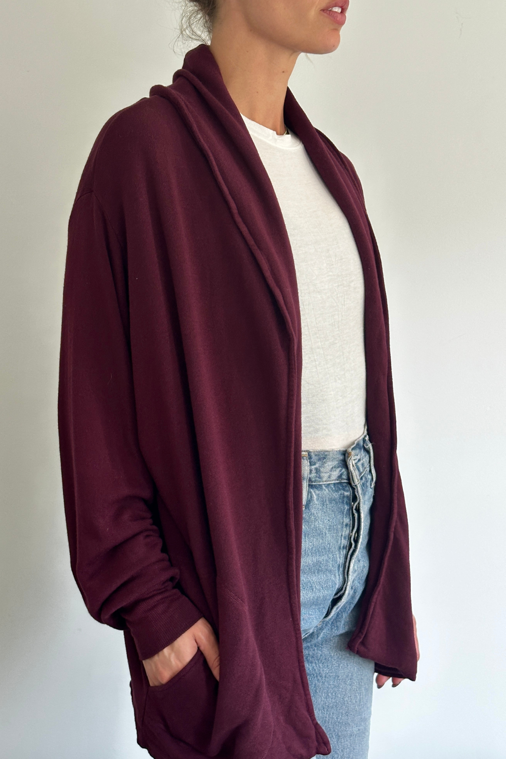 The Blake Cardigan - Everyday Basic - Vino