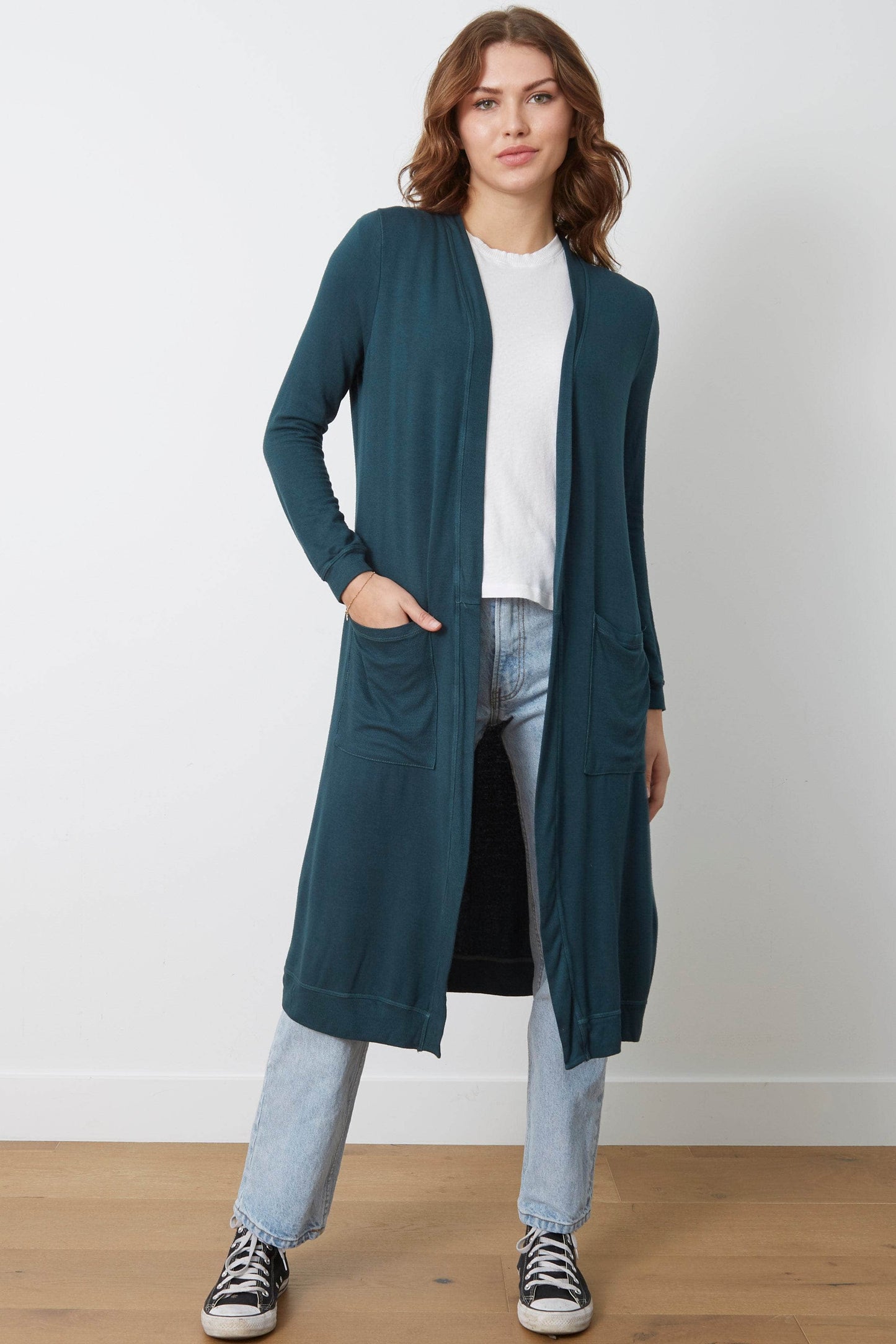 The Emmy Cardigan - Everyday Basic - Tea Tree